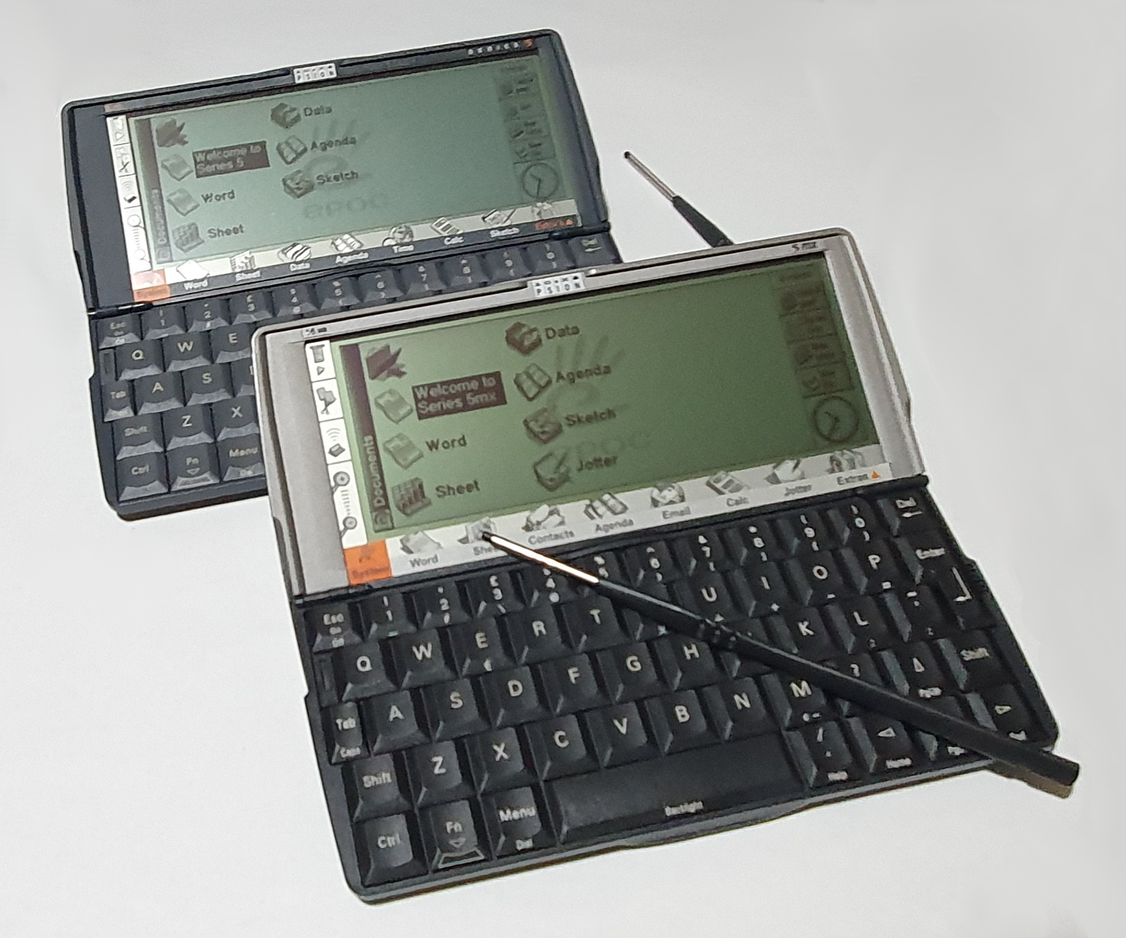 Psion Series 5 and 5mx open