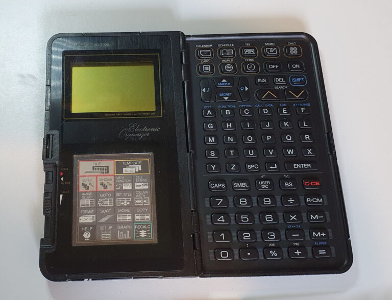 Sharp IQ-7000