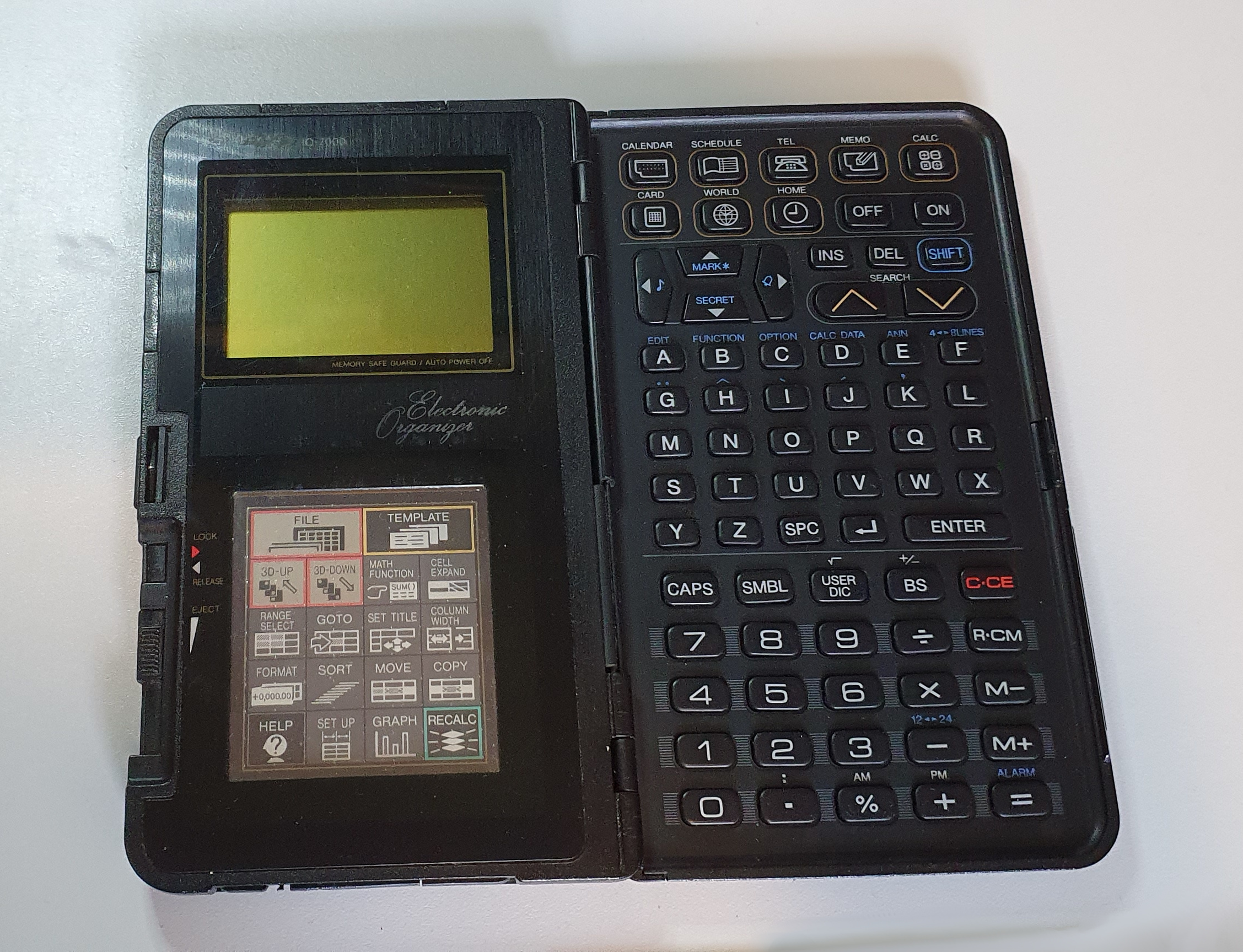 Sharp IQ-7000