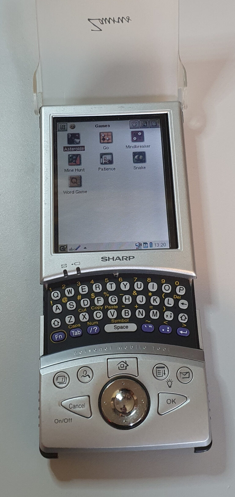 Sharp Zaurus SL-5500 open