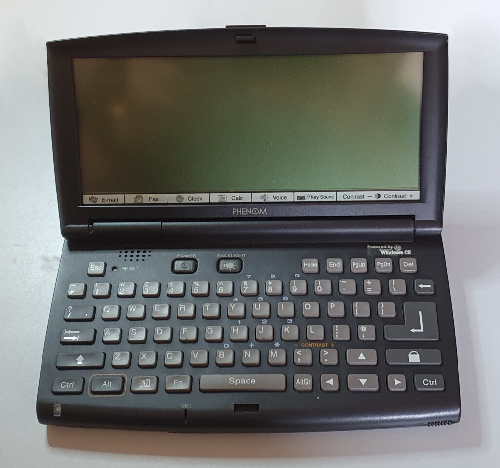 LG Phenom