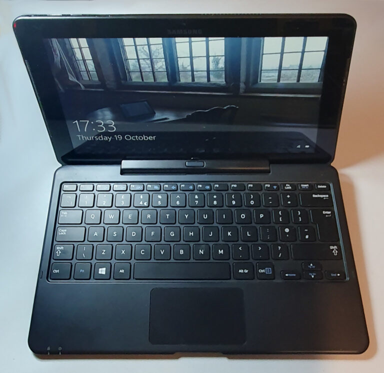 Samsung XE700T1C
