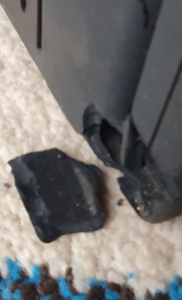 Acme II Lunchbox - smashed corner bits